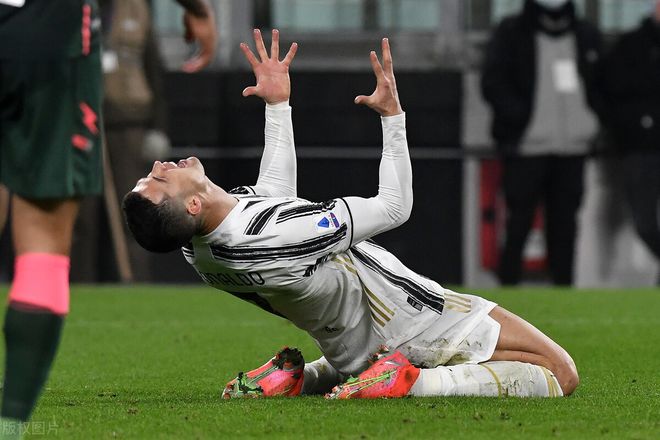 海星体育-尤文图斯训练开放日，赛后伤情更新引欢呼，英超在即，赛程密集仍需轮换(今年的尤文图斯)