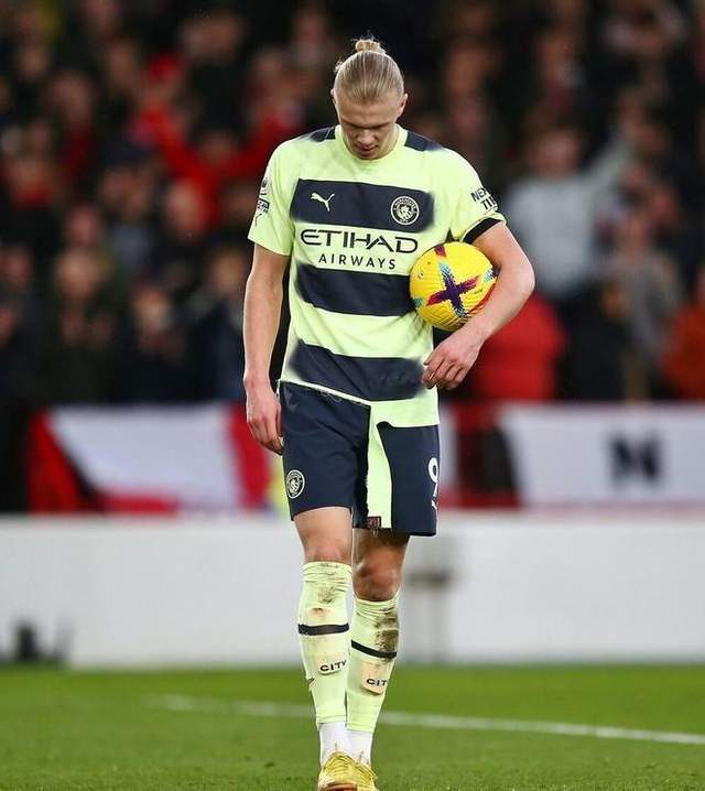 海星直播-哈兰德巅峰对决,蒂姆与70激战皇家马德里分钟,战术调整胜负难料!的简单介绍