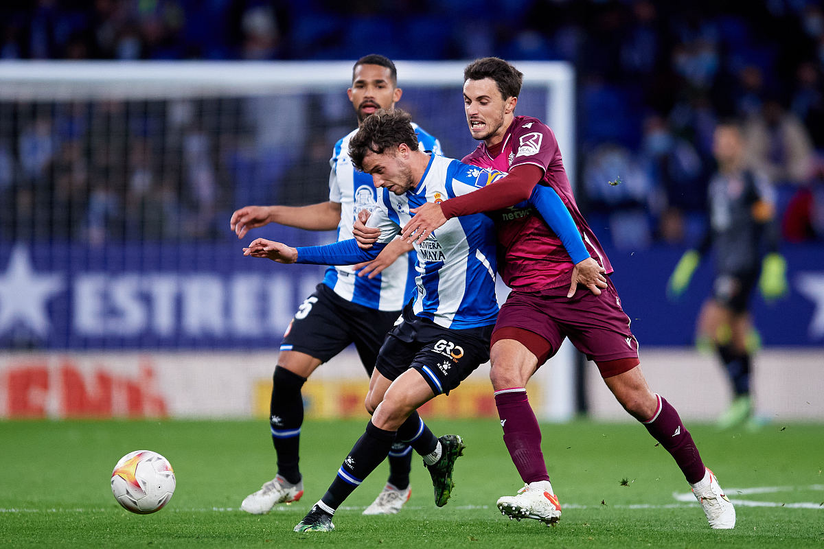 海星直播-凯恩新星败北表现惊艳，塞尔维亚队未来可期！的简单介绍